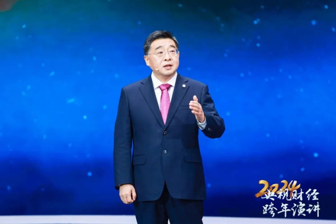央视跨年演讲 | 杨东升：以一臂之力造福人类