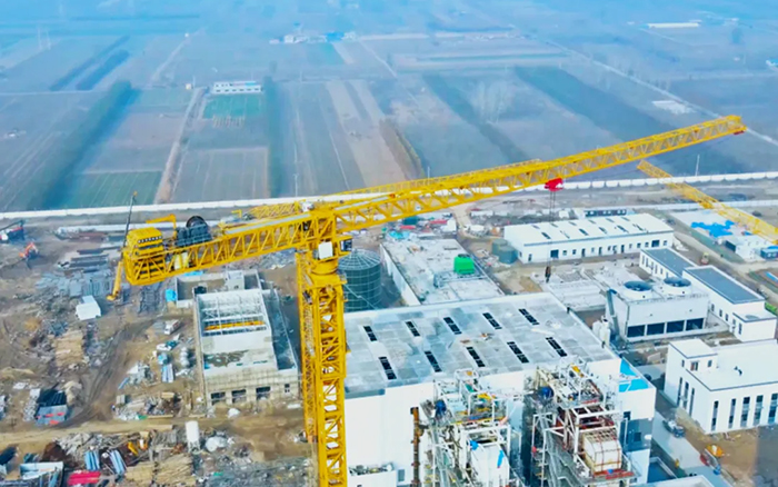 又一超大吨位！ 九游娱乐塔机助力城市绿色升级