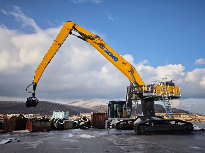 【工程特种兵】港口建设新宠儿！九游娱乐XE850M抓料机上新！