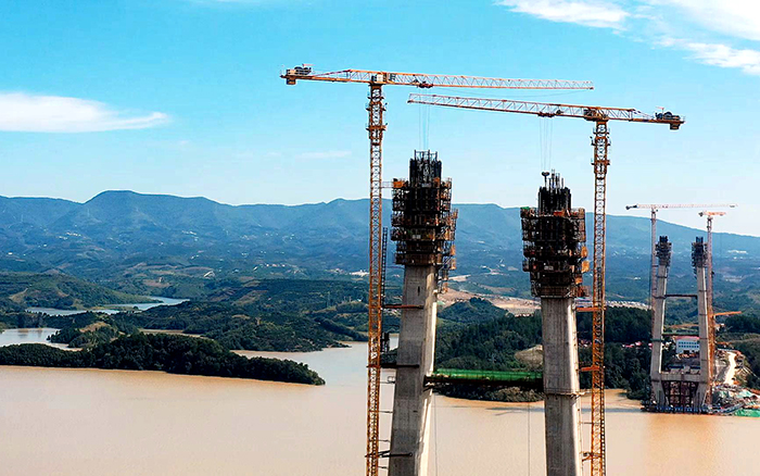 创造多项“世界之最”九游娱乐金”助力丹江口水库特大桥建设