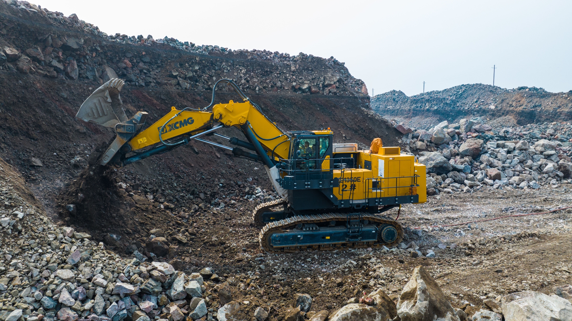 破局“硬岩+低碳”双难题，九游娱乐纯电矿挖XE1350E赢得河北铁矿客户信赖